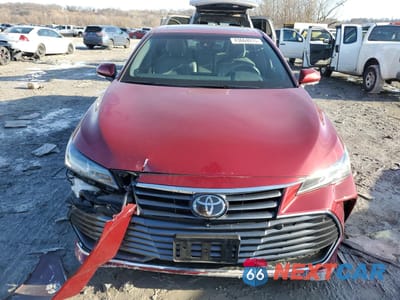 Piąte zdjęcie samochodu w środku: 2019 TOYOTA AVALON XLE VIN:4T1BZ1FB0KU024173 - miniatura