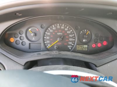 Zdjęcie 9 z 12 samochodu: 2000 FORD FOCUS LX VIN:1FAFP33P3YW215712 - miniatura