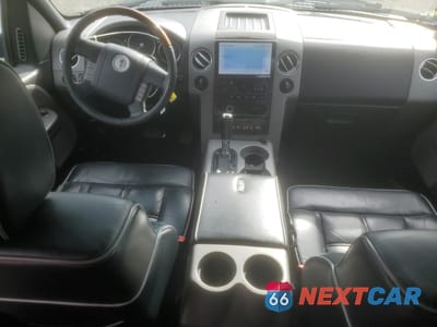 Zdjęcie 8 z 12 samochodu: 2007 LINCOLN MARK LT VIN:5LTPW18567FJ03091 - miniatura