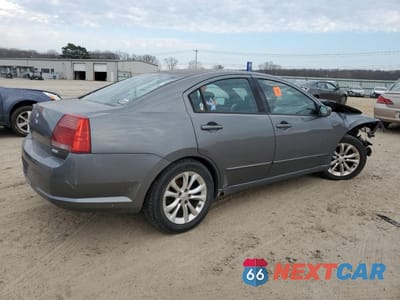 Trzecie zdjęcie samochodu z tyłu: 2004 MITSUBISHI GALANT ES MEDIUM VIN:4A3AB36F74E085985 - miniatura