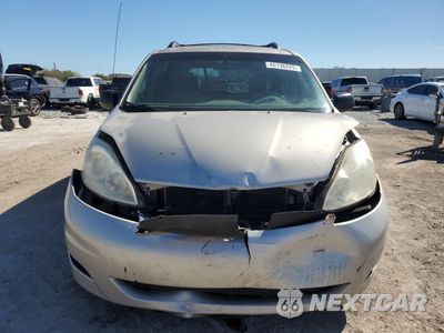 Piąte zdjęcie samochodu w środku: 2010 TOYOTA SIENNA CE VIN:5TDKK4CC2AS324517 - miniatura