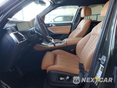 Zdjęcie 7 z 15 samochodu: 2024 BMW X5 M60I VIN:5UX33EU04R9T50055 - miniatura