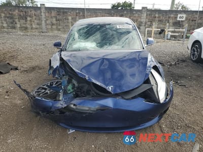 Piąte zdjęcie samochodu w środku: 2020 TESLA MODEL 3 VIN:5YJ3E1EA6LF796913 - miniatura