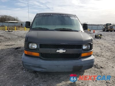 Piąte zdjęcie samochodu w środku: 2005 CHEVROLET EXPRESS G3500 VIN:1GCHG35V051212838 - miniatura