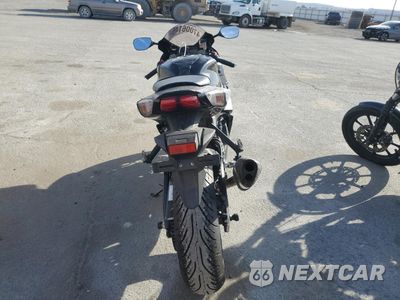 Czwarte zdjęcie samochodu z boku: 2011 SUZUKI GSX750 VIN:JS1GR7MA5B2104677 - miniatura