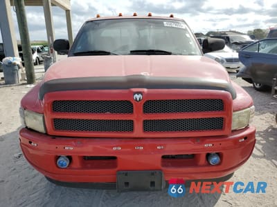 Piąte zdjęcie samochodu w środku: 1998 DODGE RAM 2500 VIN:1B7KC23D2WJ154416 - miniatura
