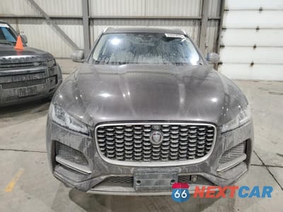 Piąte zdjęcie samochodu w środku: 2021 JAGUAR F-PACE S VIN:SADCJ2EX7MA680477 - miniatura