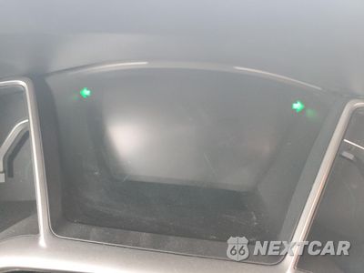 Zdjęcie 9 z 11 samochodu: 2019 HONDA CIVIC EX VIN:19XFC1F39KE012263 - miniatura