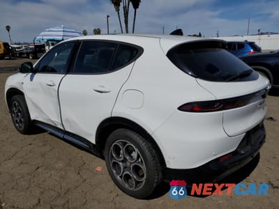 Drugie zdjęcie samochodu z przodu: 2024 ALFA ROMEO TONALE TI VIN:ZASPATCW4R3051739 - miniatura