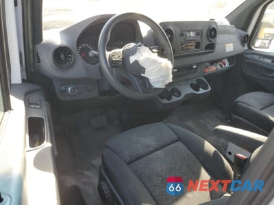Zdjęcie 8 z 13 samochodu: 2023 MERCEDES-BENZ SPRINTER 2500 VIN:W1W4KBHY7PT136625 - miniatura