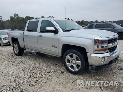 Czwarte zdjęcie samochodu z boku: 2017 CHEVROLET SILVERADO C1500 LT VIN:3GCPCREC3HG259487 - miniatura