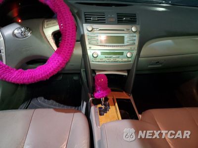 Zdjęcie 8 z 12 samochodu: 2007 TOYOTA CAMRY LE VIN:4T1BK46K47U529906 - miniatura