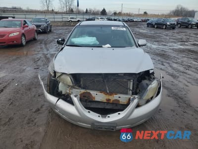 Piąte zdjęcie samochodu w środku: 2003 MAZDA 6 I VIN:1YVFP80C935M27922 - miniatura