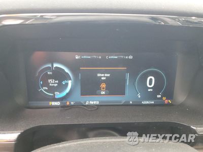 Zdjęcie 9 z 12 samochodu: 2023 FORD F150 LIGHTNING PRO VIN:1FT6W1EV2PWG45369 - miniatura