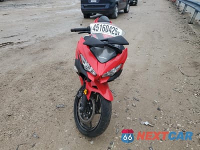 Drugie zdjęcie samochodu z przodu: 2021 KAWASAKI EX400 VIN:JKAEXKH13MDAC2110 - miniatura