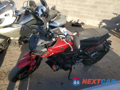 Trzecie zdjęcie samochodu z tyłu: 2017 YAMAHA FZ09 VIN:JYARN53EXHA000327 - miniatura
