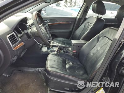Zdjęcie 7 z 12 samochodu: 2011 LINCOLN MKZ VIN:3LNHL2GCXBR764264 - miniatura