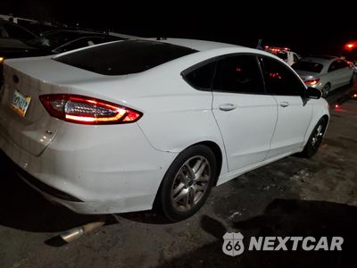 Trzecie zdjęcie samochodu z tyłu: 2016 FORD FUSION SE VIN:3FA6P0H71GR159522 - miniatura