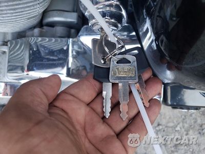 Zdjęcie 8 z 9 samochodu: 2007 HONDA VT750 VIN:JH2RC50497M303108 - miniatura