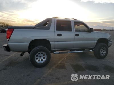 Trzecie zdjęcie samochodu z tyłu: 2004 CHEVROLET AVALANCHE C1500 VIN:3GNEC12TX4G110816 - miniatura