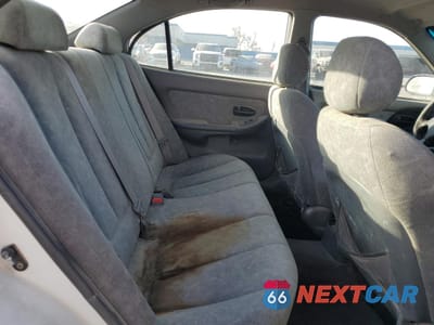 Zdjęcie 10 z 14 samochodu: 2002 HYUNDAI ELANTRA GLS VIN:KMHDN45DX2U341791 - miniatura