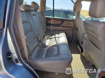 Zdjęcie 11 z 13 samochodu: 2005 LEXUS LX 470 VIN:JTJHT00W553551767 - miniatura