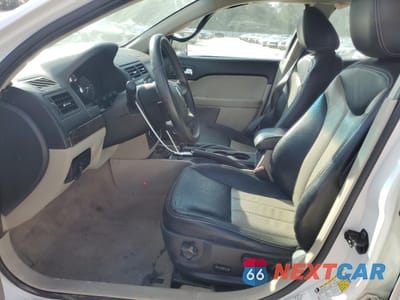 Zdjęcie 7 z 14 samochodu: 2009 MERCURY MILAN PREMIER VIN:3MEHM08199R612228 - miniatura