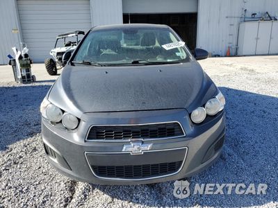 Piąte zdjęcie samochodu w środku: 2013 CHEVROLET SONIC LS VIN:1G1JA5SH0D4160890 - miniatura