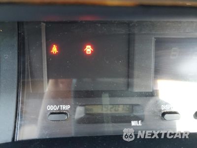 Zdjęcie 9 z 14 samochodu: 2004 TOYOTA AVALON XL VIN:4T1BF28B94U343196 - miniatura