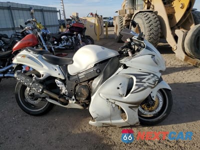 2011 SUZUKI GSX1300 R JS1GX72A5B2103361 - główne zdjęcie licytacji z USA - miniatura
