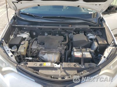 Zdjęcie 12 z 13 samochodu: 2017 TOYOTA RAV4 XLE VIN:JTMWFREV8HD092884 - miniatura