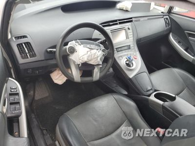 Zdjęcie 8 z 12 samochodu: 2015 TOYOTA PRIUS VIN:JTDKN3DU8F2003198 - miniatura