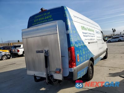 Trzecie zdjęcie samochodu z tyłu: 2024 MERCEDES-BENZ SPRINTER 2500 VIN:W1Y4KCHY6RT190675 - miniatura