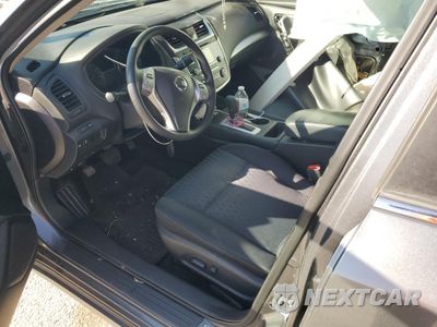 Zdjęcie 7 z 12 samochodu: 2016 NISSAN ALTIMA 2.5 VIN:1N4AL3AP8GN356210 - miniatura