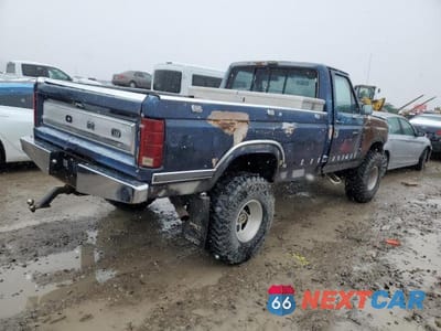 Trzecie zdjęcie samochodu z tyłu: 1983 FORD F150 VIN:1FTEF14G1DPB08688 - miniatura