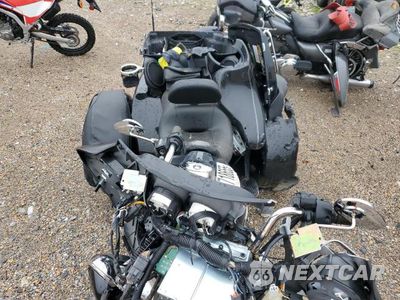 Piąte zdjęcie samochodu w środku: 2013 HARLEY-DAVIDSON FLHTCUTG TRI GLIDE ULTRA CLASSIC VIN:1HD1MAM13DB851056 - miniatura