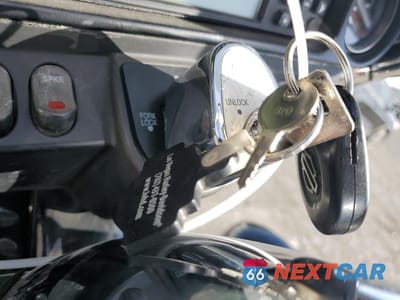 Zdjęcie 8 z 10 samochodu: 2009 HARLEY-DAVIDSON FLHTCU VIN:1HD1FC4139Y629711 - miniatura