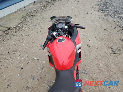 Zdjęcie 6 z 9 samochodu: 2021 KAWASAKI EX400 VIN:JKAEXKH13MDAC2110 - miniatura