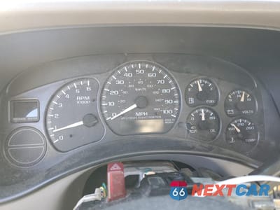 Zdjęcie 9 z 13 samochodu: 2002 CHEVROLET SUBURBAN K1500 VIN:1GNFK16Z32J167716 - miniatura
