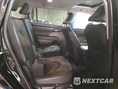 Zdjęcie 11 z 15 samochodu: 2023 TOYOTA HIGHLANDER L VIN:5TDKDRBH0PS028327 - miniatura
