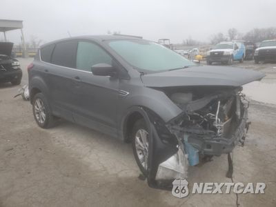Czwarte zdjęcie samochodu z boku: 2019 FORD ESCAPE SE VIN:1FMCU0GD2KUA10692 - miniatura