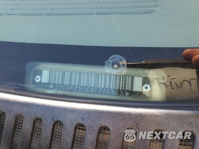 Zdjęcie 12 z 12 samochodu: 2004 CHEVROLET SILVERADO K2500 VIN:1GCGK23U64F115353 - miniatura