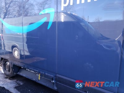 Zdjęcie 11 z 13 samochodu: 2023 RIVIAN EDV 700 VIN:7FCEHEB73PN005254 - miniatura