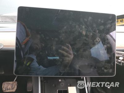 Zdjęcie 9 z 12 samochodu: 2018 TESLA MODEL 3 VIN:5YJ3E1EA5JF089461 - miniatura