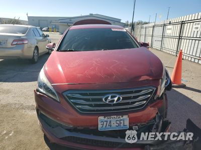 Piąte zdjęcie samochodu w środku: 2015 HYUNDAI SONATA SPORT VIN:5NPE34AF0FH231130 - miniatura