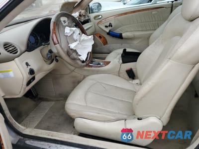 Zdjęcie 7 z 15 samochodu: 2005 MERCEDES-BENZ CLK 320C VIN:WDBTJ65J85F166350 - miniatura