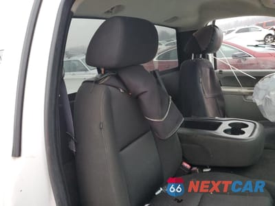 Zdjęcie 10 z 12 samochodu: 2011 CHEVROLET SILVERADO K1500 VIN:1GCNKPE05BF168945 - miniatura