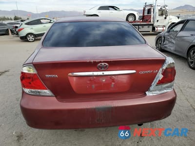 Zdjęcie 6 z 12 samochodu: 2005 TOYOTA CAMRY LE VIN:4T1BE32K05U049088 - miniatura