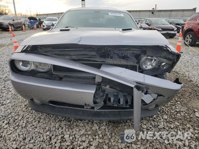Piąte zdjęcie samochodu w środku: 2014 DODGE CHALLENGER R/T VIN:2C3CDYBT3EH225074 - miniatura