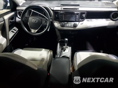 Zdjęcie 8 z 13 samochodu: 2016 TOYOTA RAV4 XLE VIN:2T3RFREV3GW499493 - miniatura